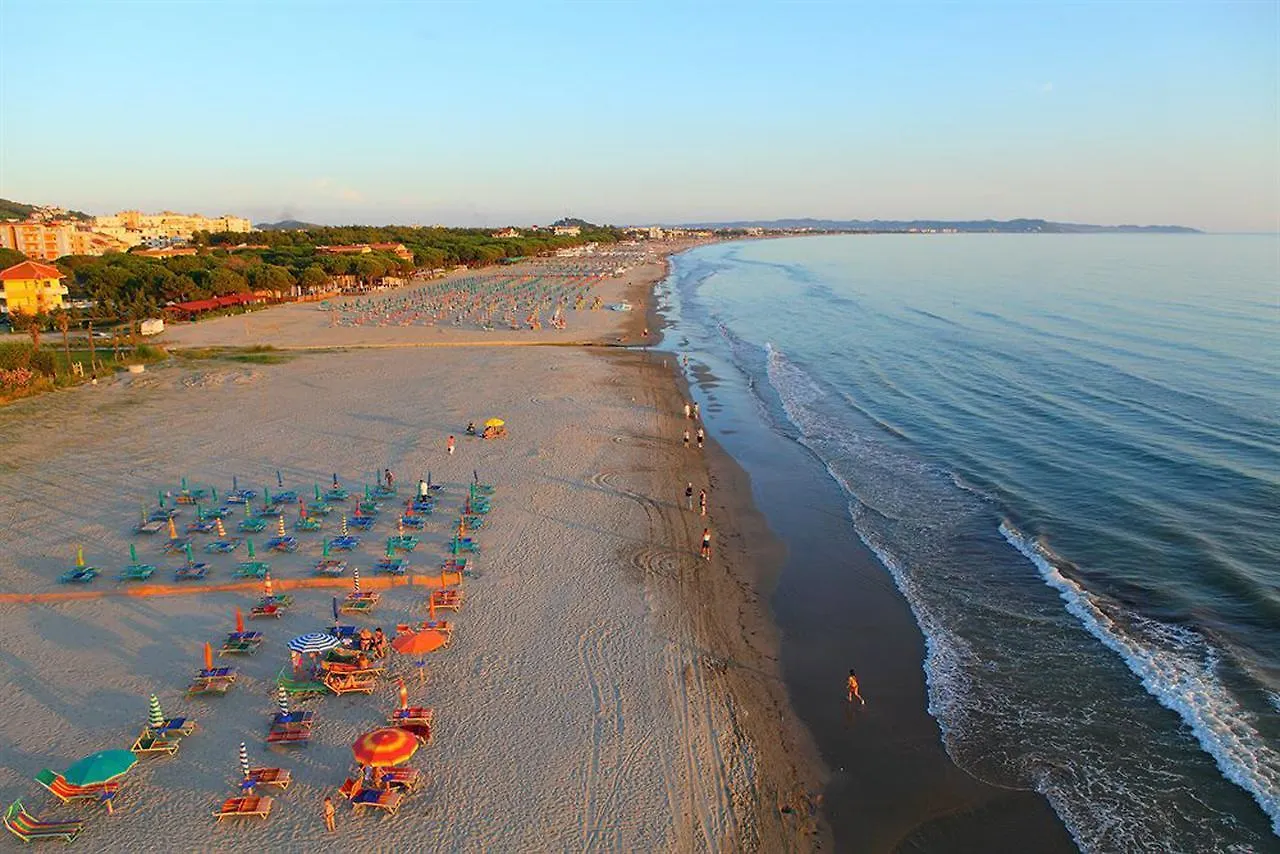 J&A Beachside Apartment Golem  0*, Golem (Tirana) Albania